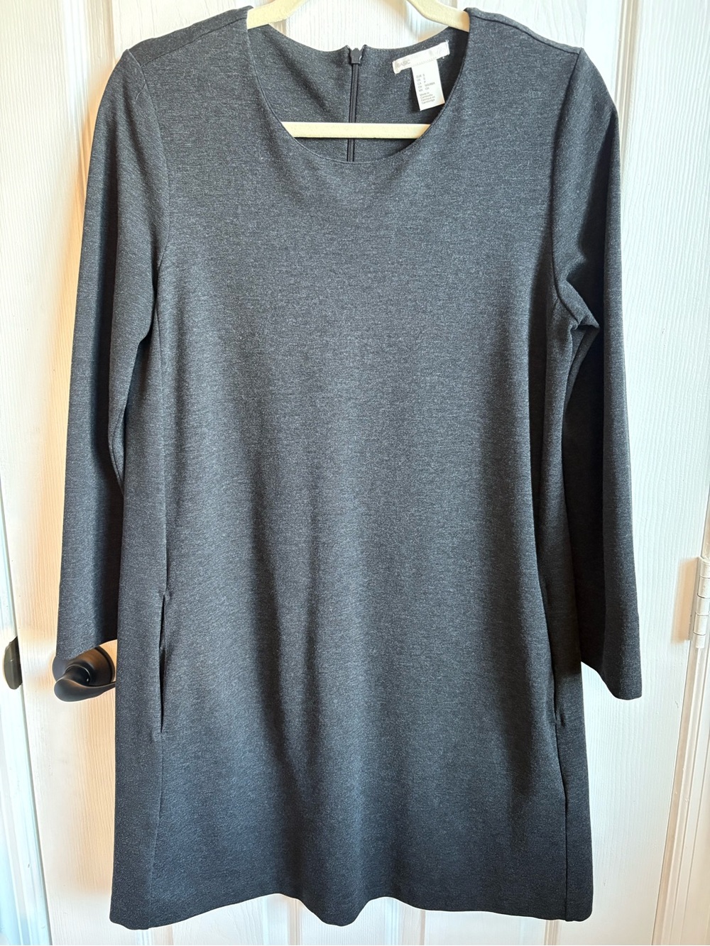 H&M Charcoal Grey Crewneck Shift Dress with Pockets & Long Sleeves, Size Small